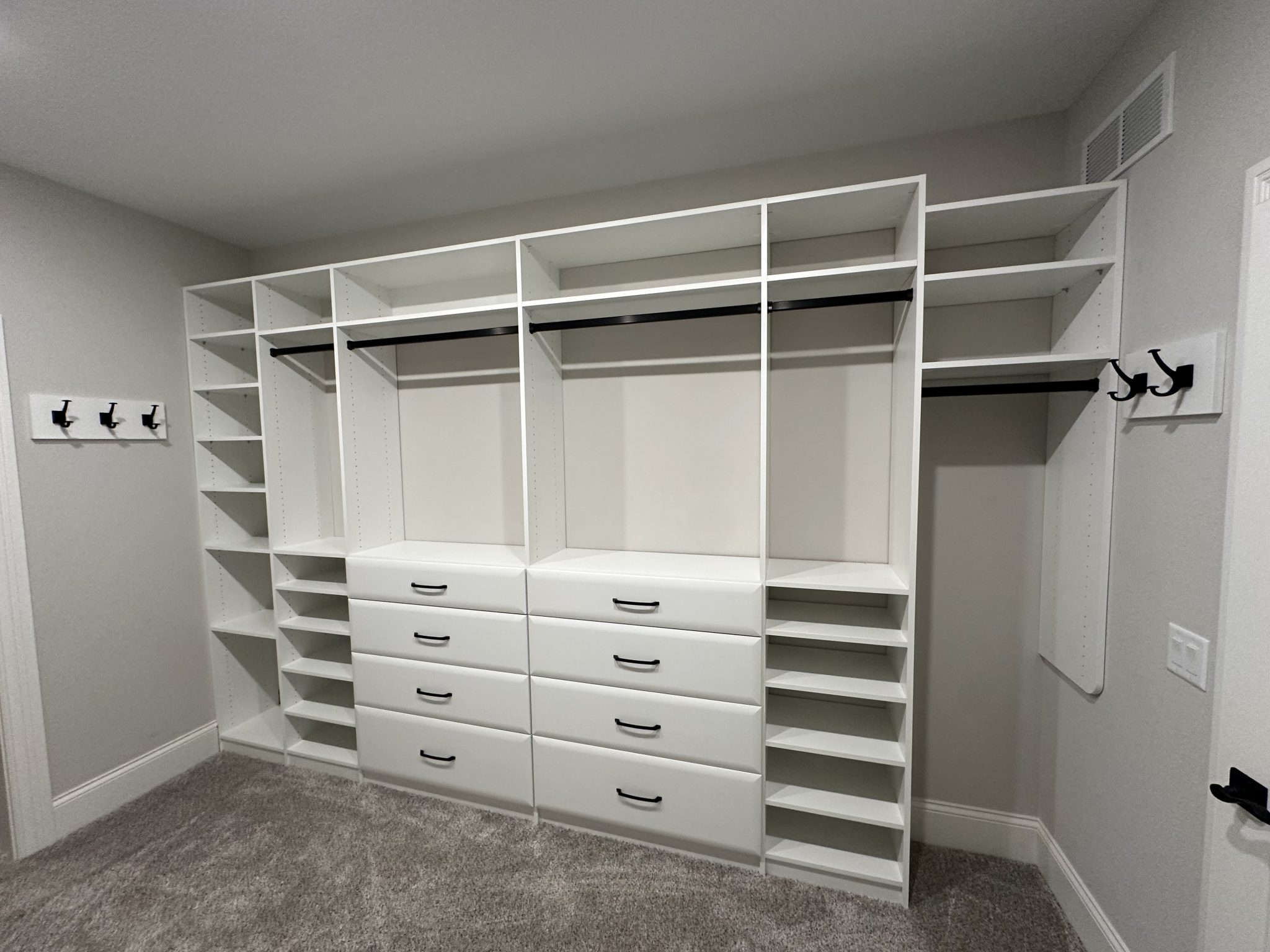 A Smart Closet Design Beats Bigger Square Footage